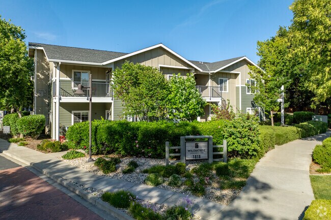 Primary Photo - Wildhorse Condominiums