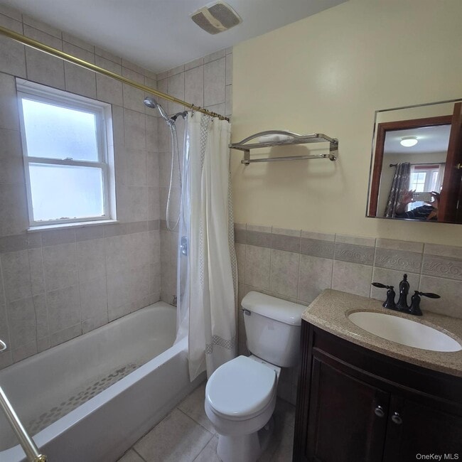 Building Photo - 238-12 148th Dr