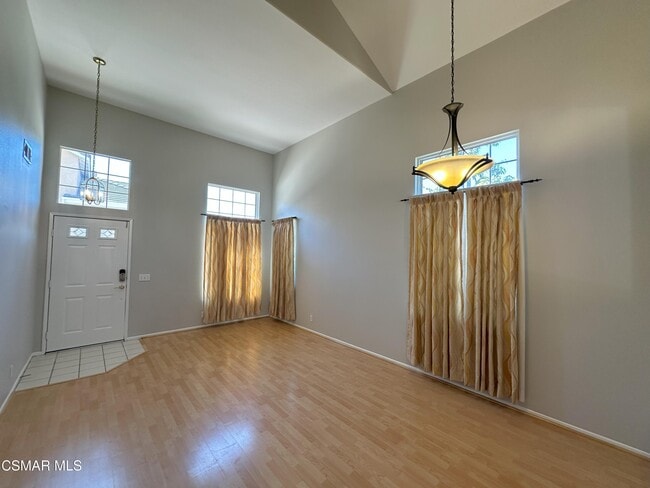 Building Photo - 237 Spurwood Ln