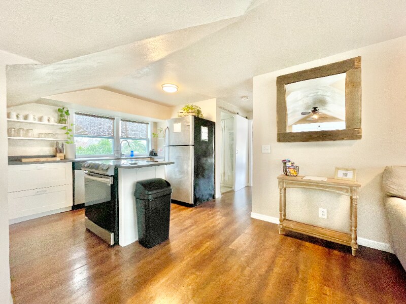 Building Photo - 7700 Boca Ciega Dr