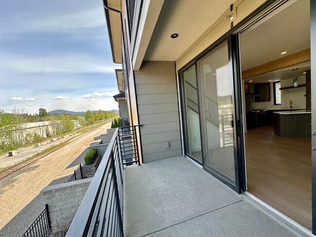 Building Photo - 4757 Kona Dr