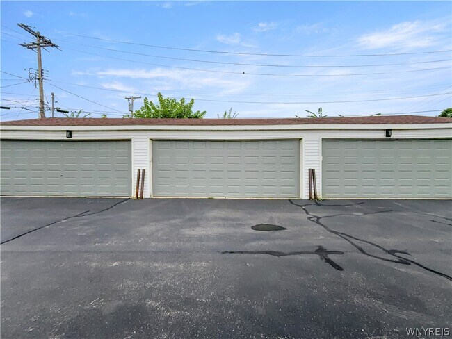 Building Photo - 1363 Delaware Ave