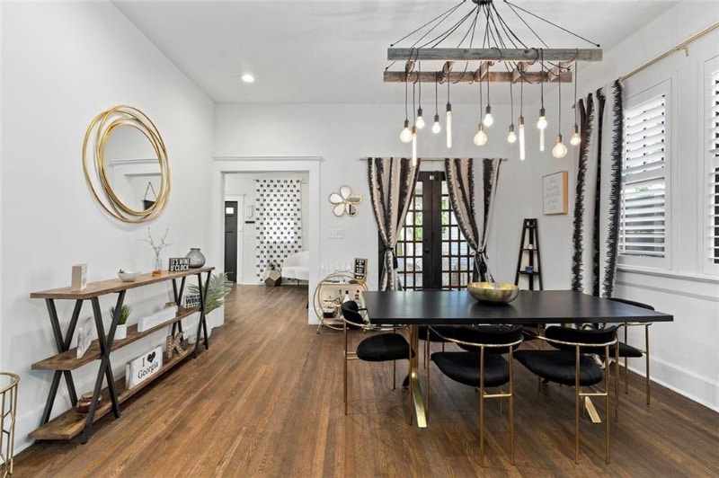 Building Photo - 563 Parkway Dr NE