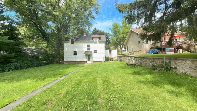 Building Photo - 4 Bed 2 Bath Single Family Home in Wausau