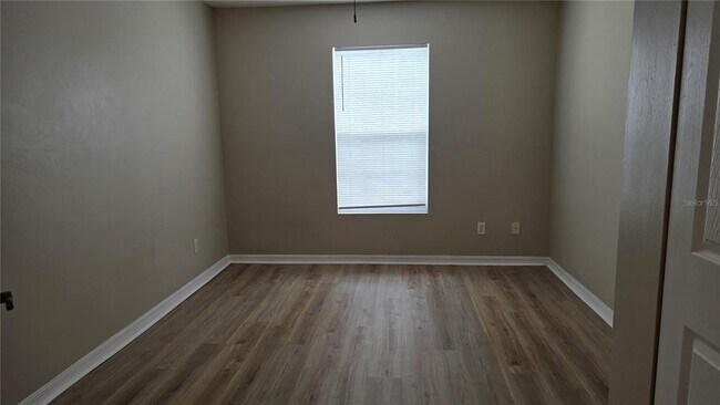 Building Photo - 3005 Palmetto Oak Dr