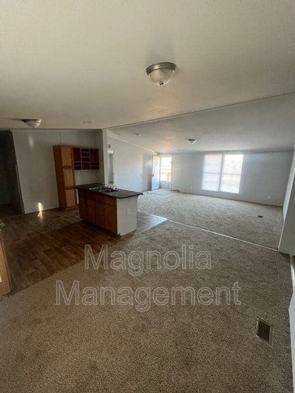 Building Photo - 116 Hawtree Creek Way