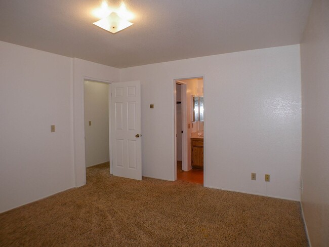 Building Photo - OPEN HOUSE, SAT., MAY 3rd from 12 - 12:30 ...