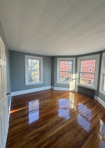 Building Photo - 139 North St