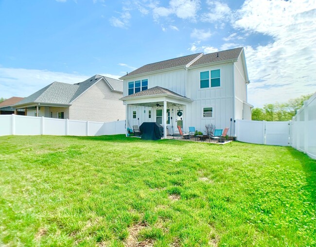 Building Photo - 7372 Winding Way