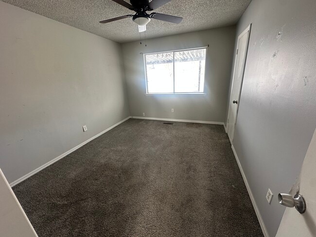 Building Photo - 11111 E 36th St