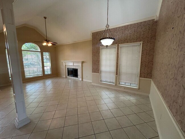 Building Photo - Location....Location....Location....