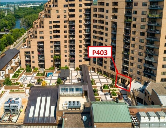 Building Photo - 20 NE 2nd St