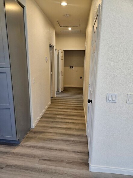 Building Photo - 710 Whittier Ave