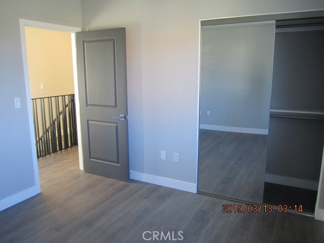 Building Photo - 6220 Tyrone Ave