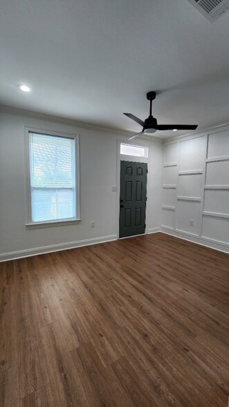 Building Photo - 1020 Verret St