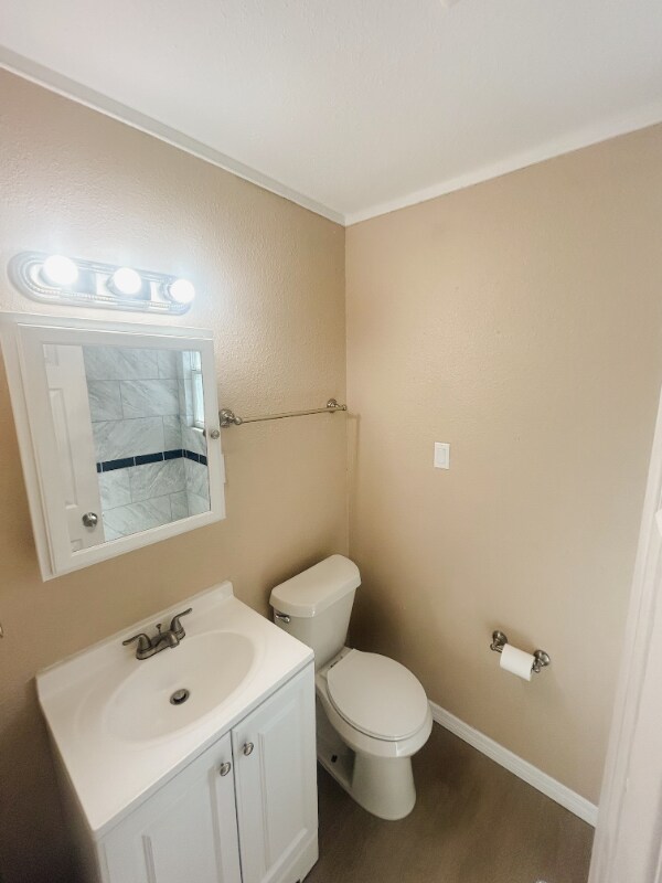 Building Photo - 720 East Harbor Dr S