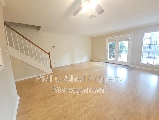 Building Photo - 17 Palao Rd