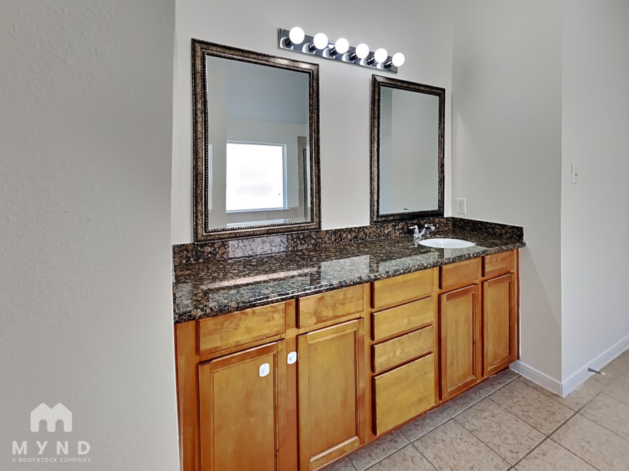 Building Photo - 19215 Mustang Pointe Ln