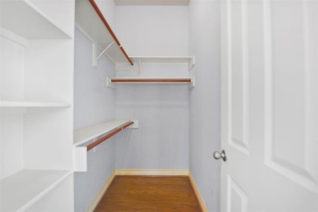 Building Photo - 5954 Kansas St