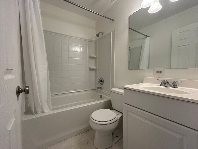 Building Photo - 216 Whitherspoon Ln