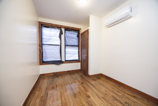 Building Photo - 336 Starr St