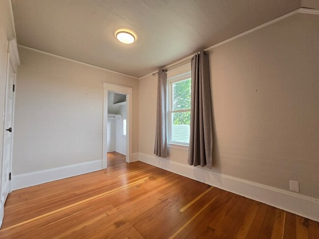 Building Photo - 3Bd/2Ba Everett Home
