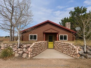 Building Photo - Calhan 3 bed, 2 bath house on 5.56 acres