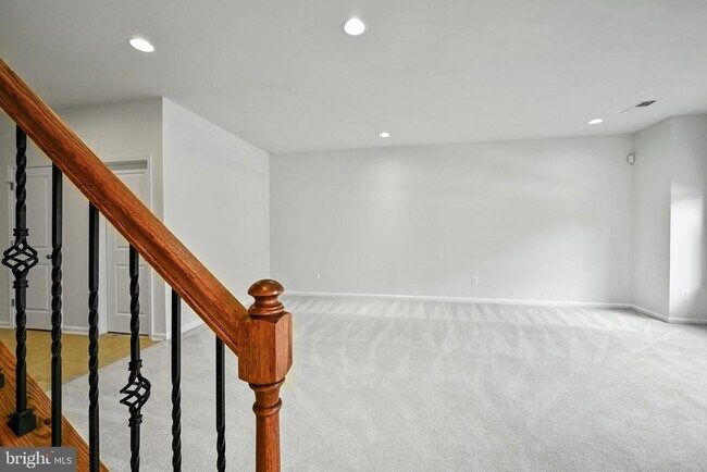 Building Photo - 23493 Adagio Terrace