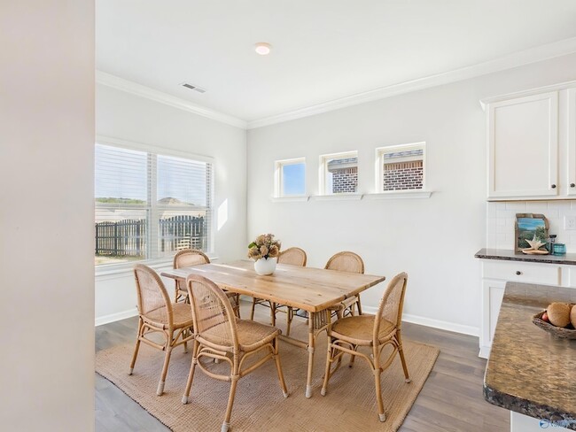 Building Photo - 506 E River Landing Blvd