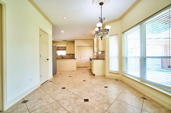 Building Photo - 14811 Wintercove Ct