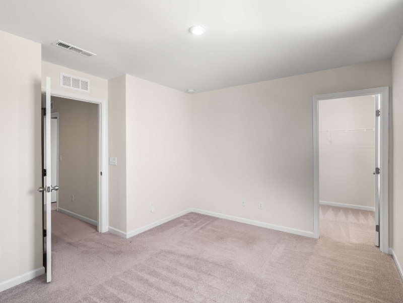 Building Photo - 1716 Quail Run Wy