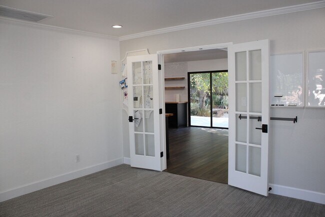 Building Photo - 7610 Woodborough Dr