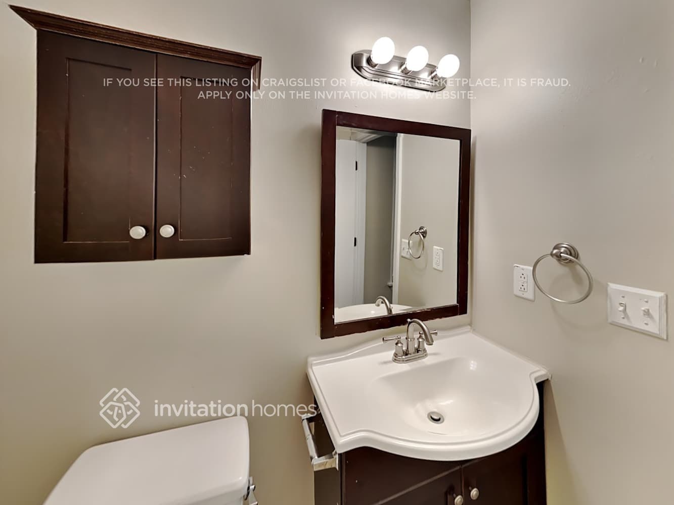 Building Photo - 180 Birch Rill Dr