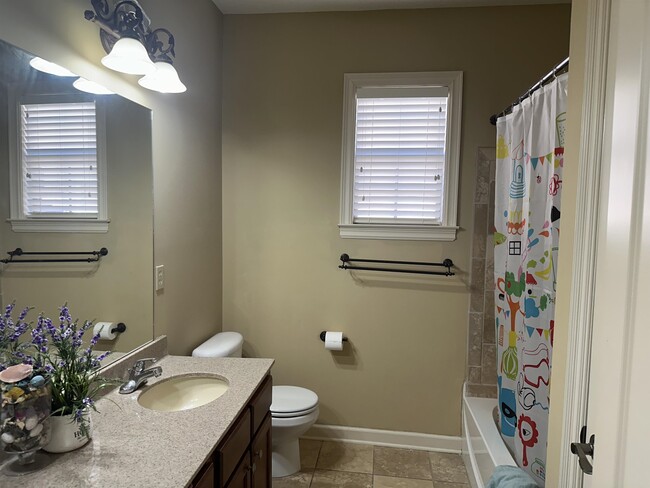 Building Photo - 9328 Owl Hill Dr