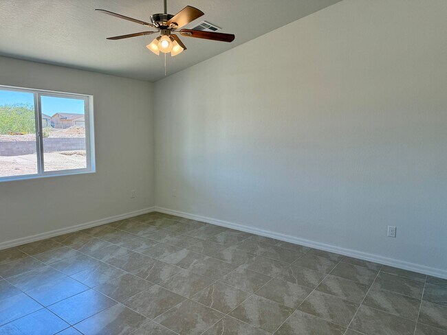 Building Photo - Brand New home in Wellton - 3 Bedrooms 2 Bath