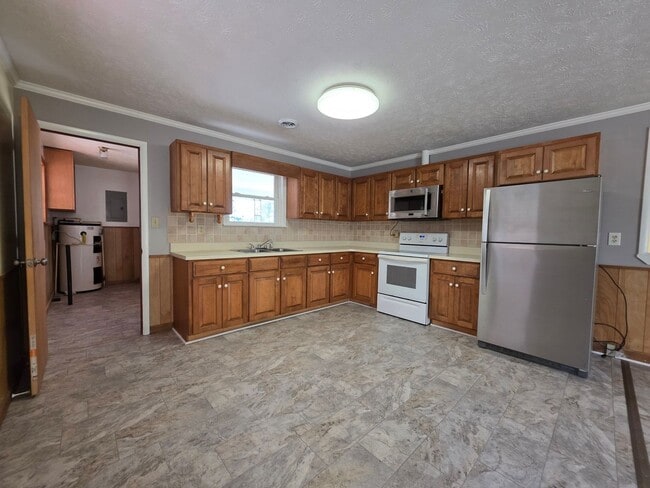 Building Photo - Private 3BR Retreat Minutes from Base & Topsail Beaches