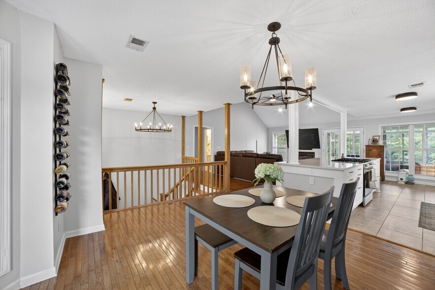 Building Photo - 2129 Quail Ridge Dr