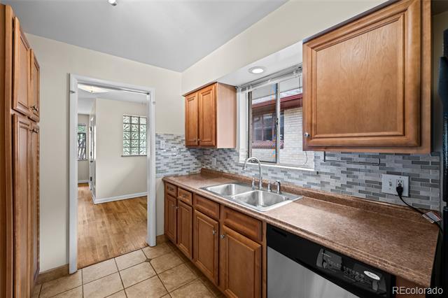 Building Photo - 2515 S Humboldt St