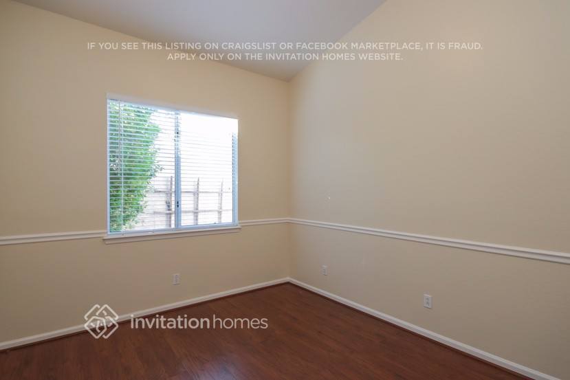 Building Photo - 28652 N 45th Way
