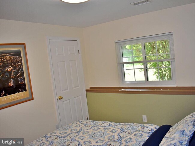 Building Photo - 8097 Winding Way Ct
