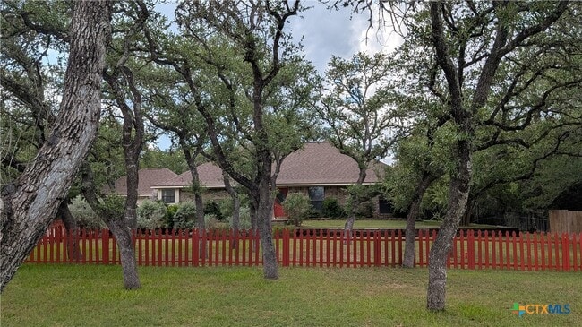 Building Photo - 2738 Oak Haven