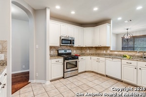 Building Photo - 407 Neches Branch