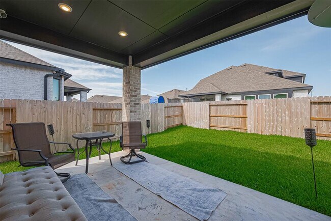 Building Photo - 4910 Tan Briar Dr