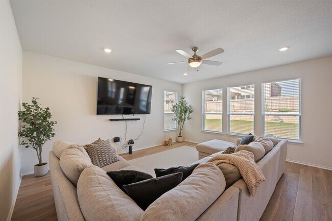 Building Photo - 3609 Lapio Wy