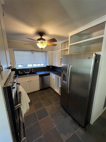 Building Photo - 2121 Cliff Park