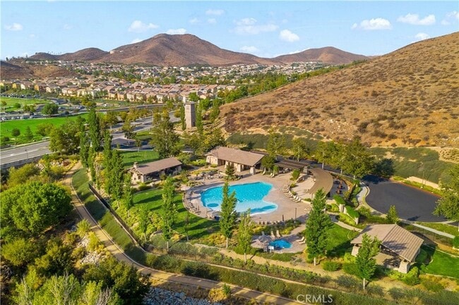 Building Photo - 34161 Camelina St