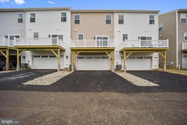 Building Photo - 4820 Stump Rd