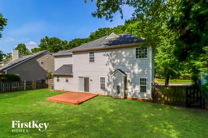 Building Photo - 141 Sandreed Dr