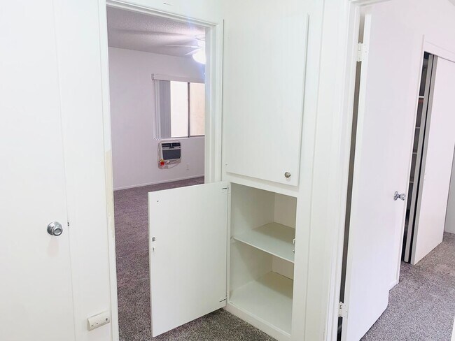 Building Photo - 25260