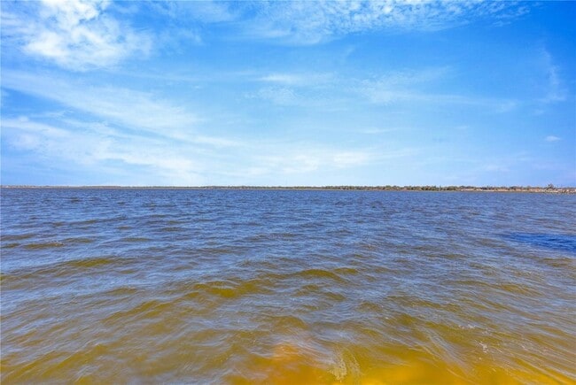 Building Photo - 2167 Lone Oak Ln